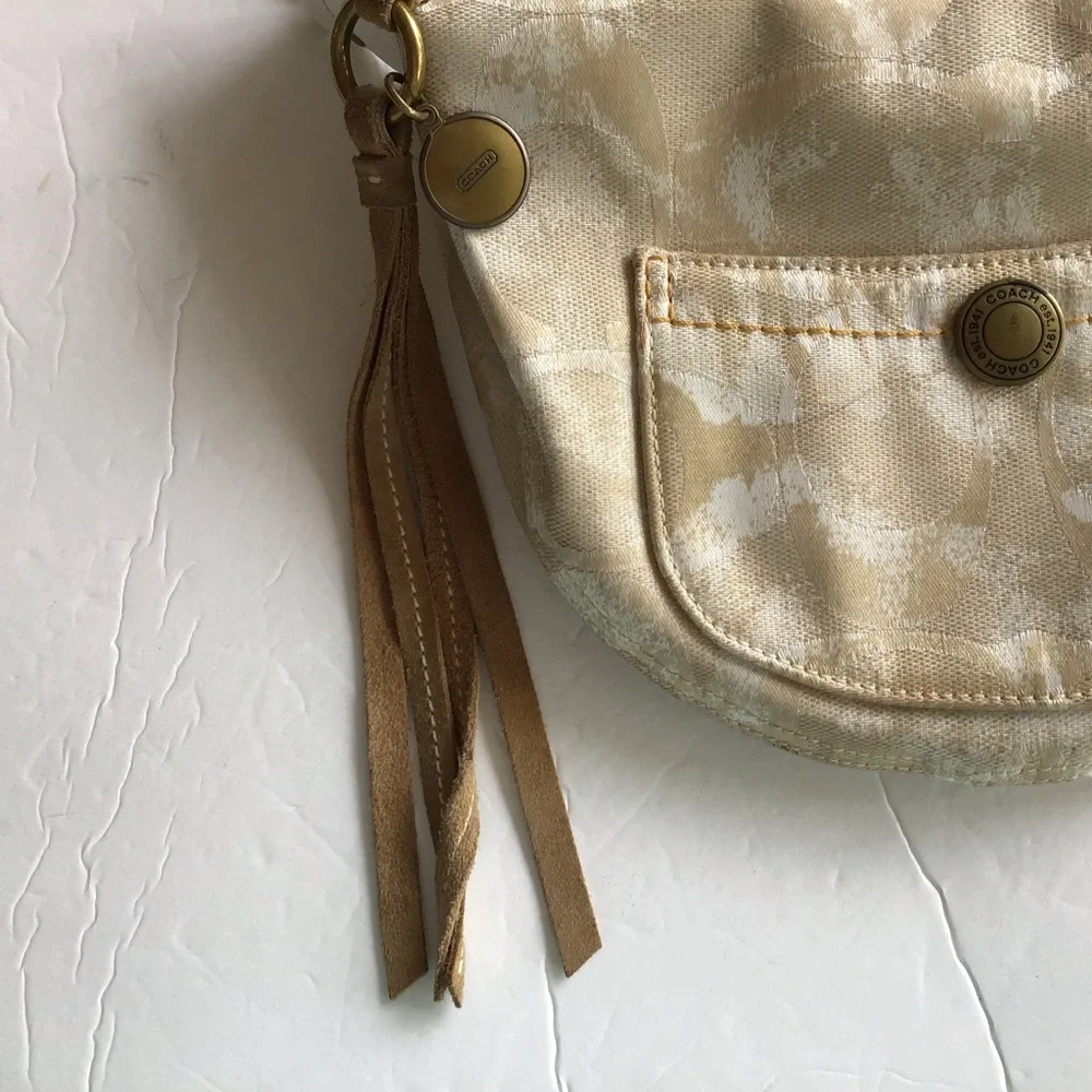 COACH HAMPTON SMALL HOBO PURSE HANDBAG - Picture 7 of 8
